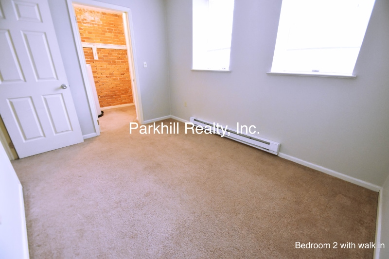 Building Photo - 410 W Pennsylvania Ave