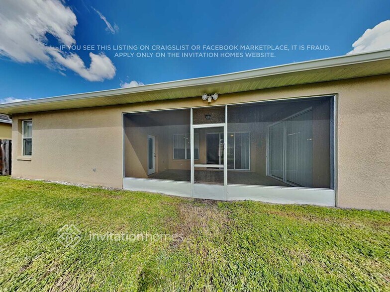 Building Photo - 13326 Rosemeade Cove