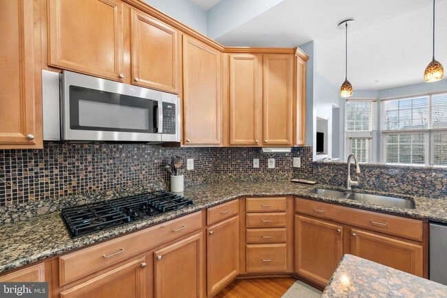 Building Photo - 5187 Brawner Pl