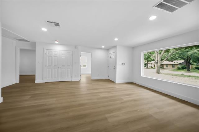 Building Photo - 1616 Nantucket Dr