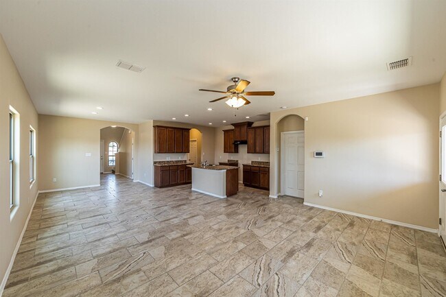 Building Photo - 11234 Sierra Gorda Dr