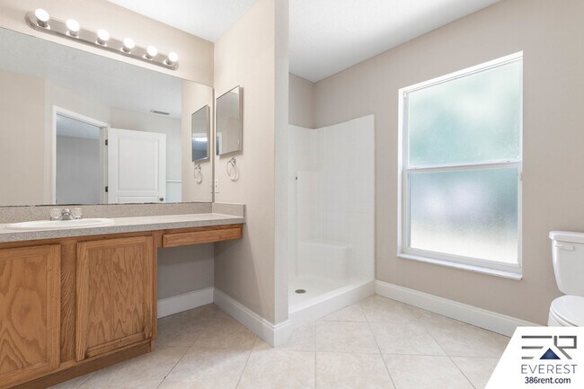 Building Photo - 59 Riverina Dr