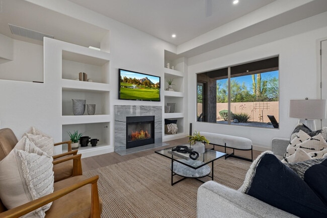 Building Photo - 7152 E Night Glow Cir