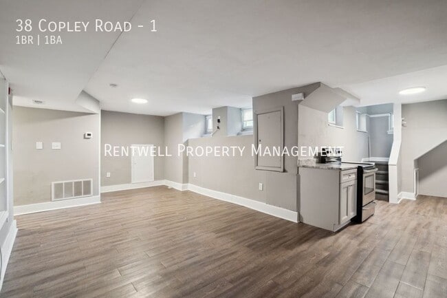 Building Photo - 38 Copley Rd