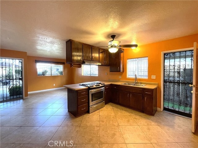 Building Photo - 10802 Grape St