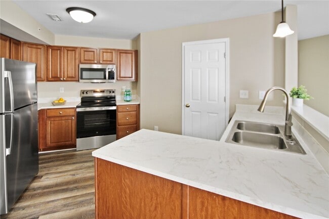 Building Photo - 42 Stonewall Creek Ct