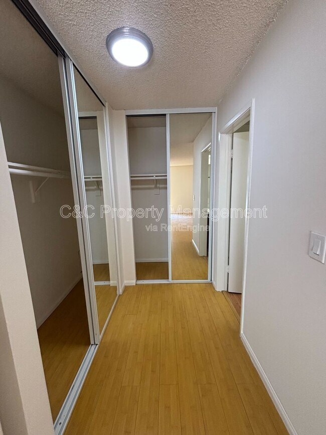 Building Photo - 802 Camino Real