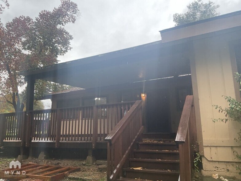 Building Photo - 10230 Wise Rd