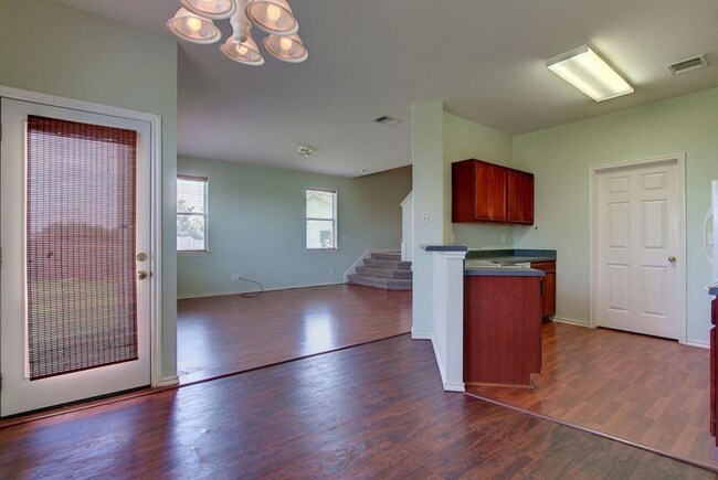 Building Photo - 1039 Janae Ct