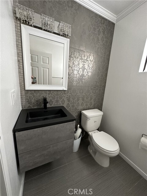 Building Photo - 11438 Moorpark St