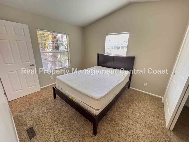 Building Photo - 9393 Eagle Vista Way