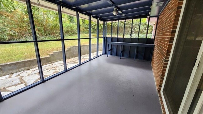 Building Photo - 1172 Camellia Dr