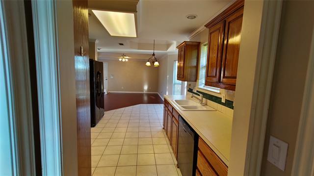 Building Photo - 6405 Essex Ln