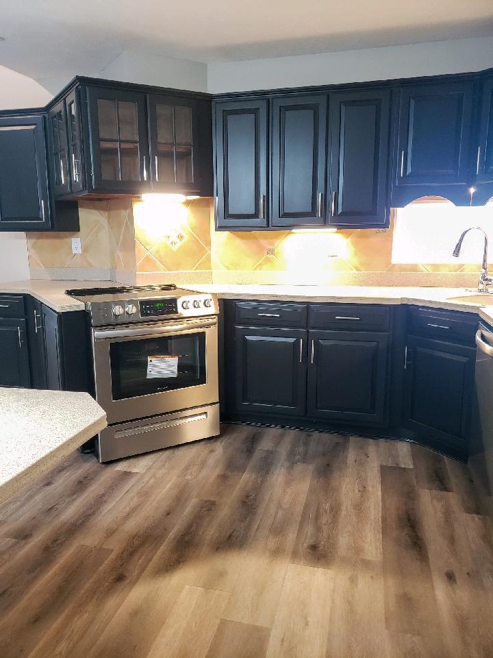 Building Photo - 924 Stonebrook Dr