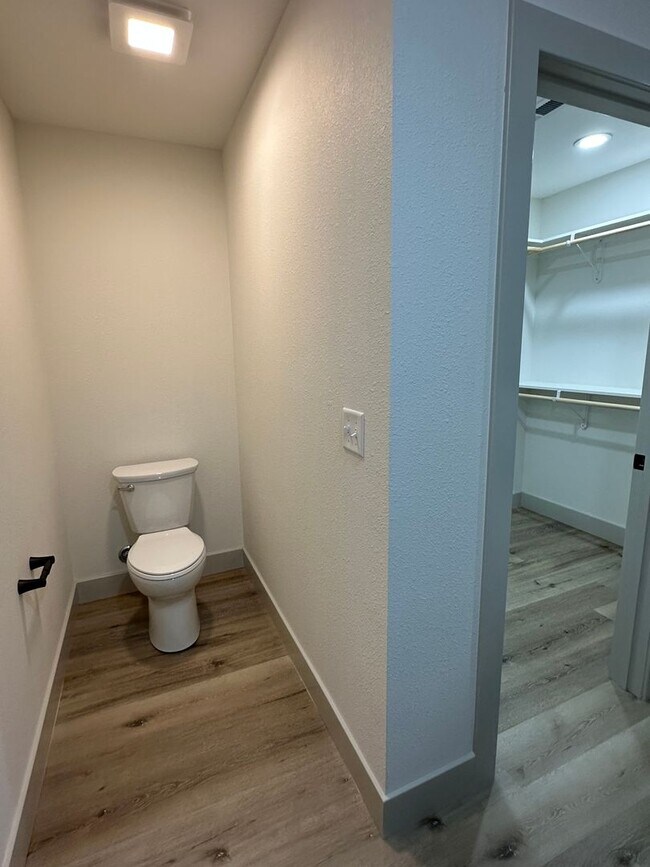 Building Photo - BRAND NEW 3 Bed 2 Bath in WAYNESVILLE - FOR RENT