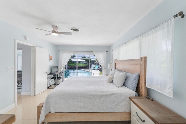 Building Photo - 772 Apple Tree Ln