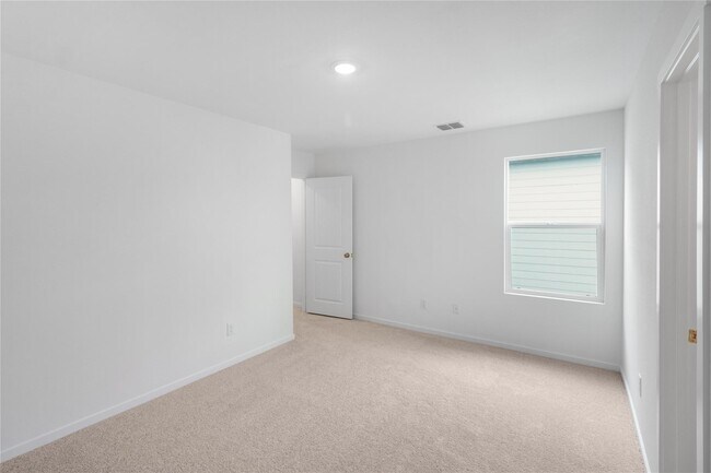 Building Photo - 725 Wagtail Dr