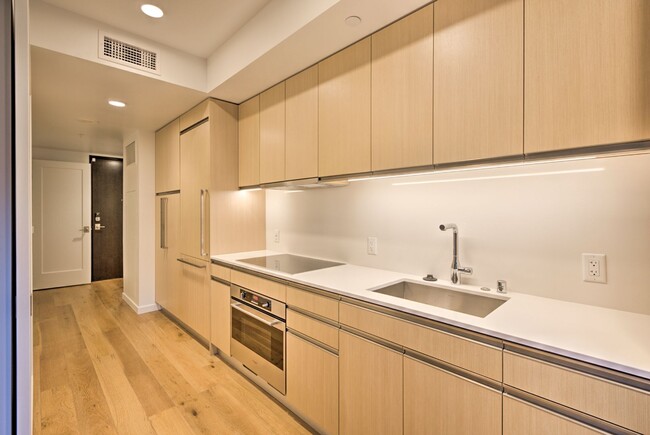 Building Photo - 1Bd/1Ba Seattle Condo