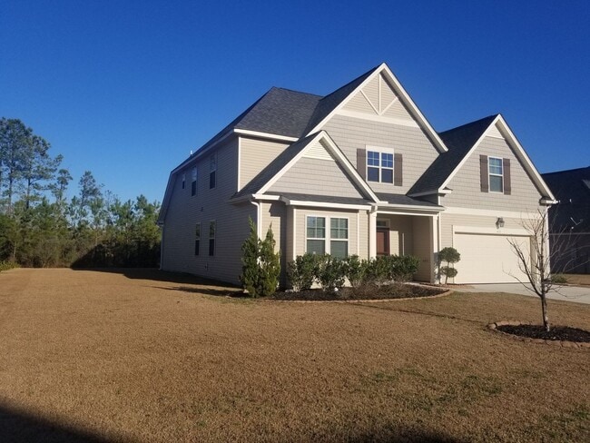 Building Photo - Large 4 Bedroom Home in Towne Pointe! Showings Coming Soon!!!