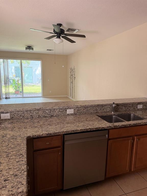 Building Photo - 1911 Silverweed Way