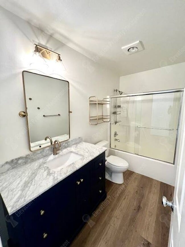 Building Photo - Beautifully updated 3 BR on west side of Bend