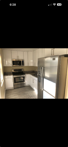 Building Photo - 22029 Perkin Terrace