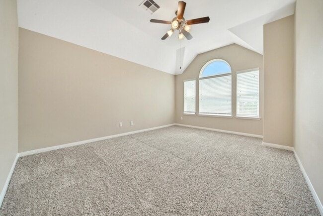Building Photo - 3007 Rocky Point Dr