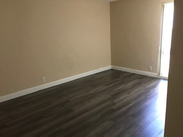 Building Photo - Rossmoor Home! Los Al Schools! Ready to Move In! 3 Bed 2 Bath!