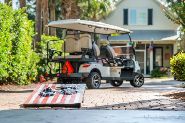 Building Photo - 2469 Bungalo Ln