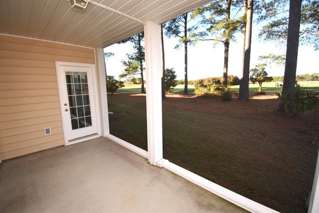 Building Photo - 4990 Windsor Green Way