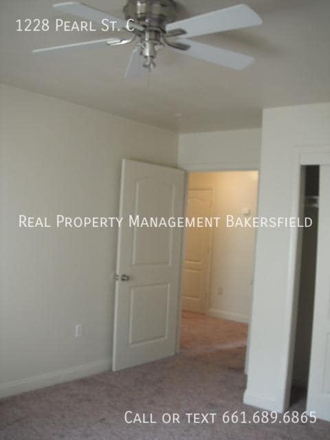 Building Photo - 1228 Pearl St