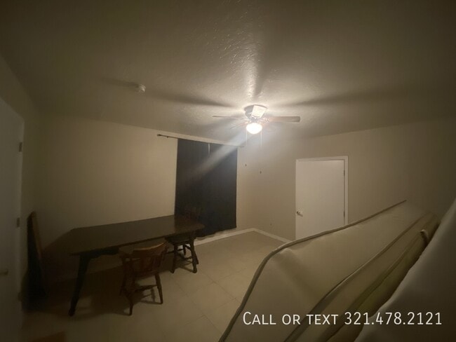 Building Photo - 611 Americana Blvd NE