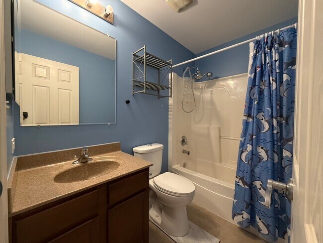 Building Photo - 433 Acushnet St