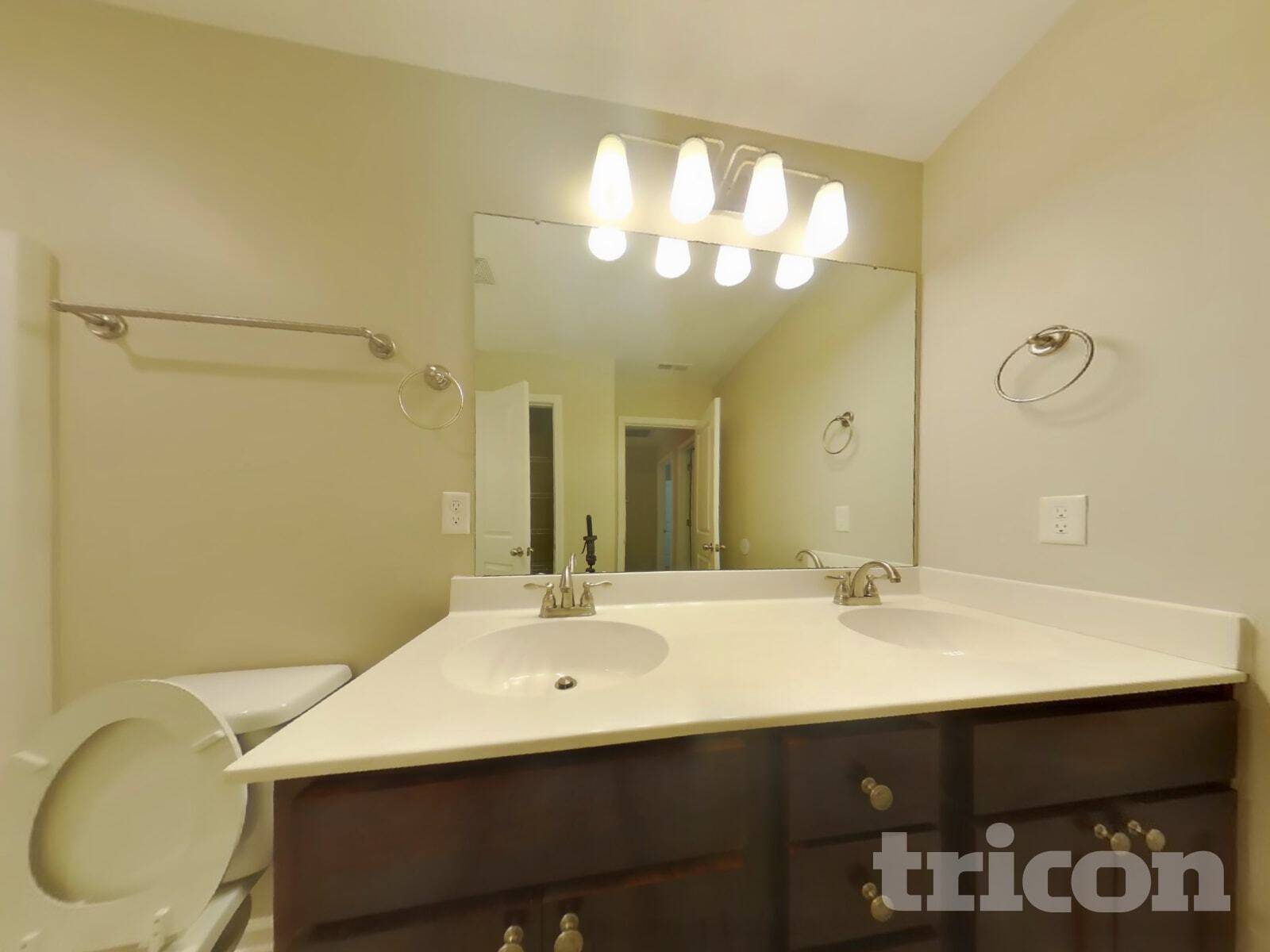 Building Photo - 502 Hickory Leaf Ct