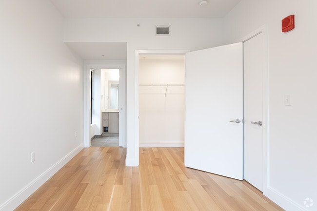 3BR, 2BA - Master Bedroom - Camden Street Apartments