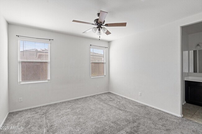 Building Photo - 11527 E Verbina Ln