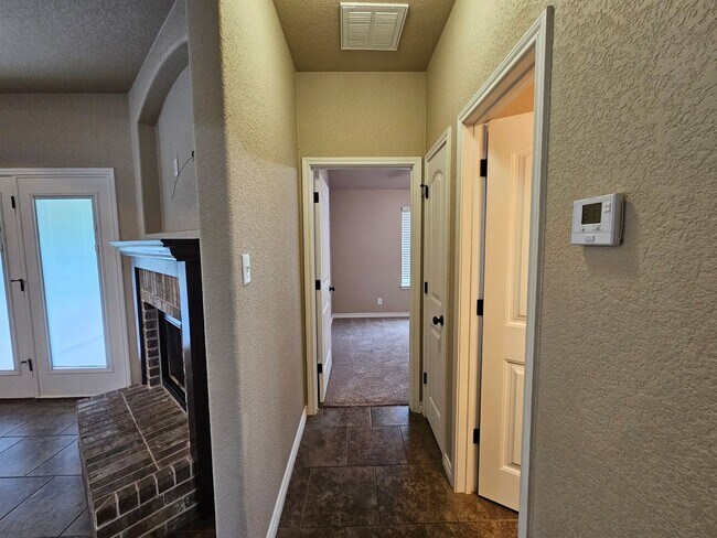 Building Photo - 6211 Newcastle Dr