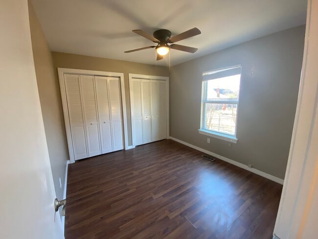 Building Photo - 2817 E El Paso St