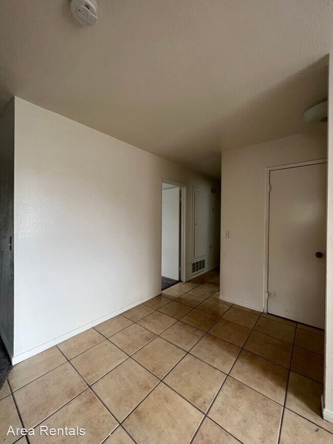 Building Photo - 4 br, 2 bath House - 36361 OLEANDER PLACE