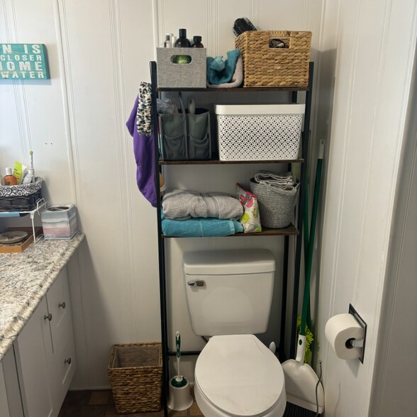 Building Photo - 800 W Apache Trail