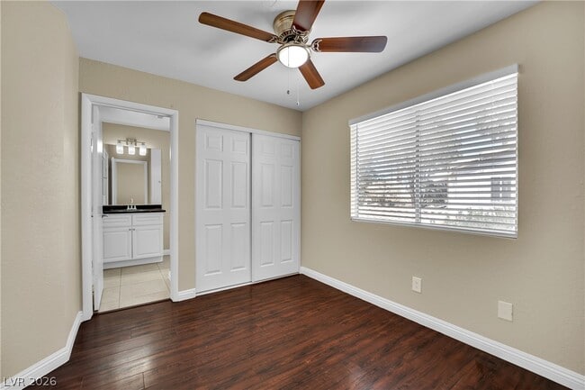 Building Photo - 756 Charwood Cir