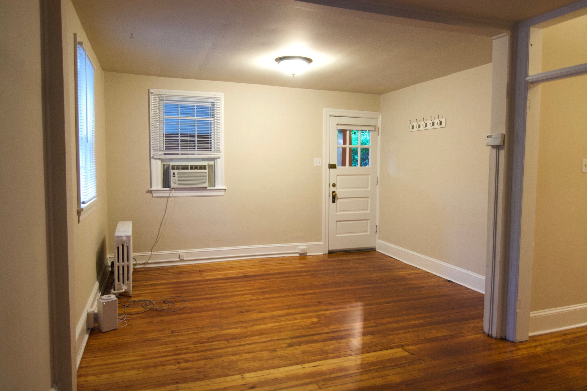 Building Photo - 327 Valley Brook Rd