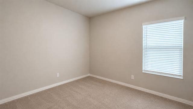 Building Photo - 205 Greenbriar Dr