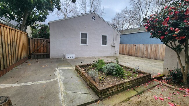 Building Photo - 2732 16th St
