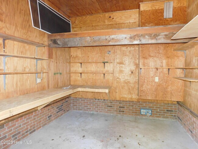 Building Photo - 6109 Schooner Ct