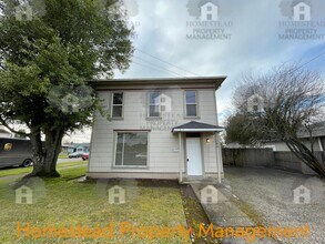 Building Photo - 321