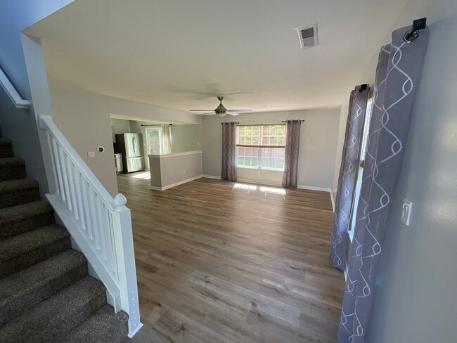 Building Photo - 6635 W Odessa Way