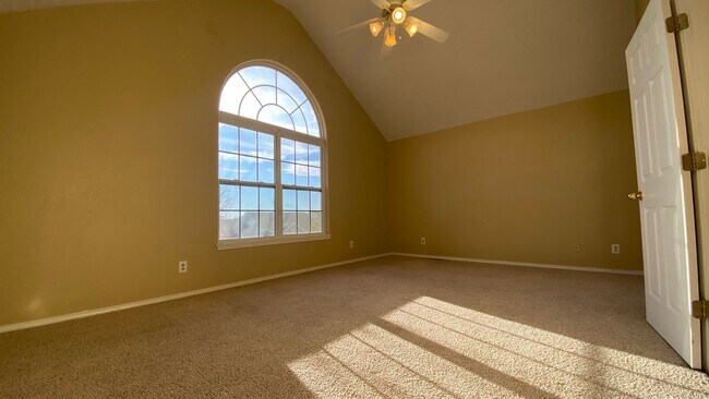 Building Photo - 287 Carmel Valley Way