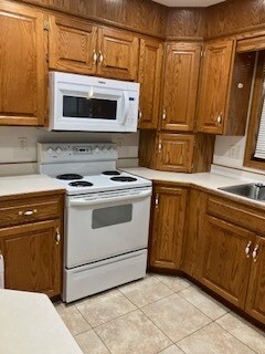 Building Photo - 300 N 31st St