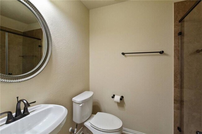 Building Photo - One-and-a-half story, 4 bedroom home - Available early June!